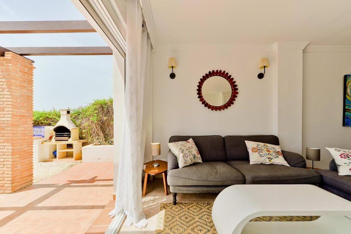 Villa Oasis Nerja Exterior foto